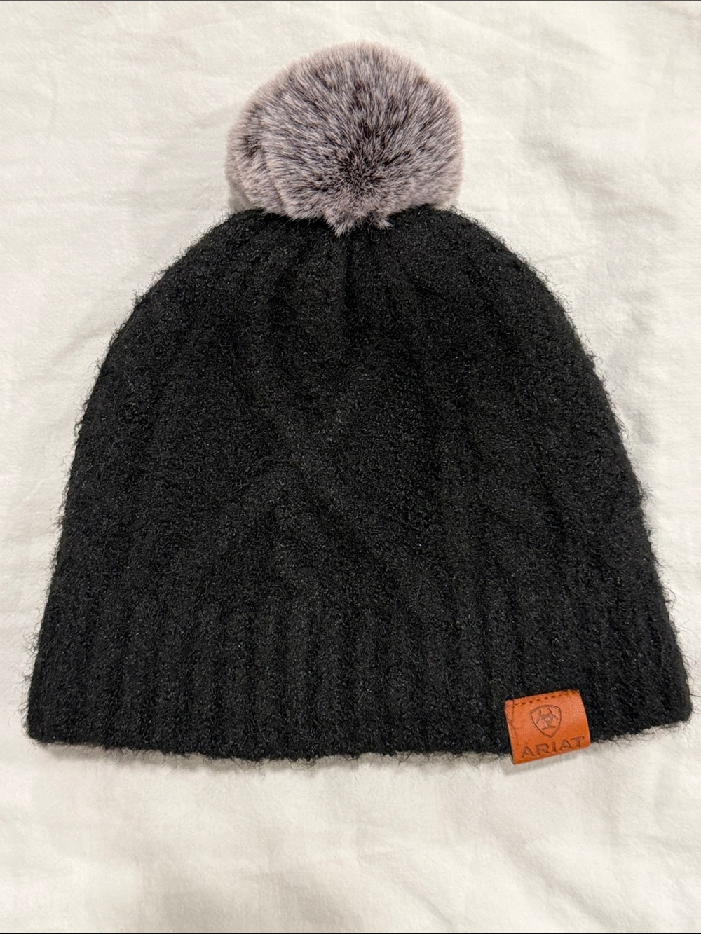 Ariat Women's Black Heather Beanie with Gray Faux-Chinchilla Pom - OS